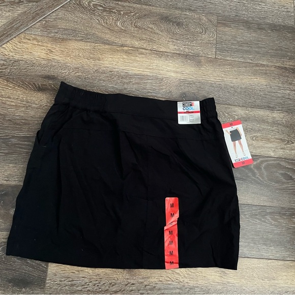 32 Degrees Cool Black Athletic Skort Zipper Pocket & Elastic Waistband M NWT - Picture 9 of 9